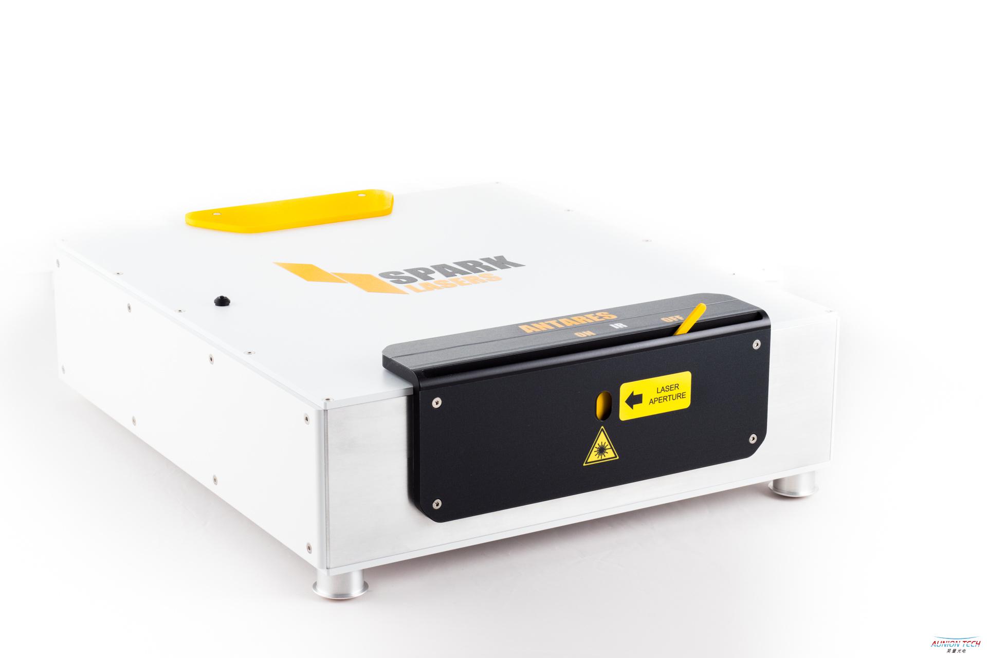 大功率激光器能量測試，中為檢驗專業激光器檢測認證機構