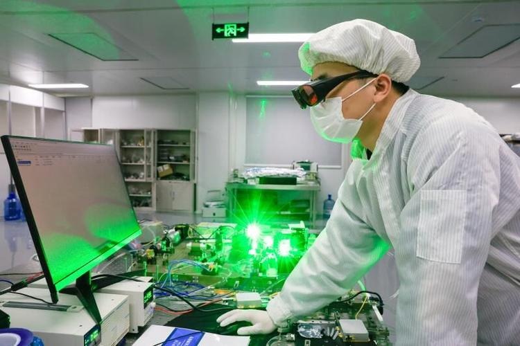 激光器檢測機構哪里找(圖1) 激光器檢測機構哪里找(圖1)